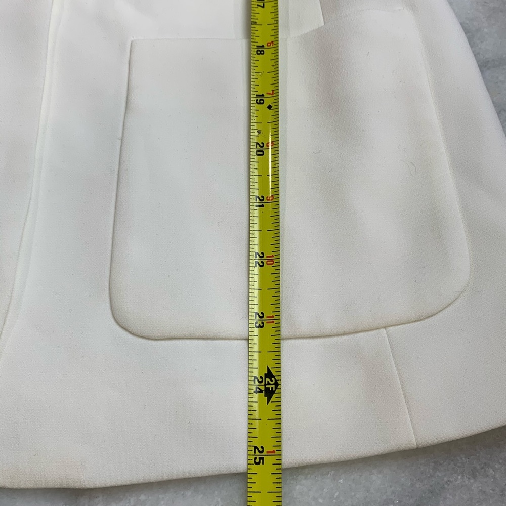 Elie Tahari Creme One Button Blazer - Picture 12 of 15